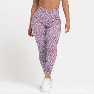 LiciFit Viper V Cut Leggings
